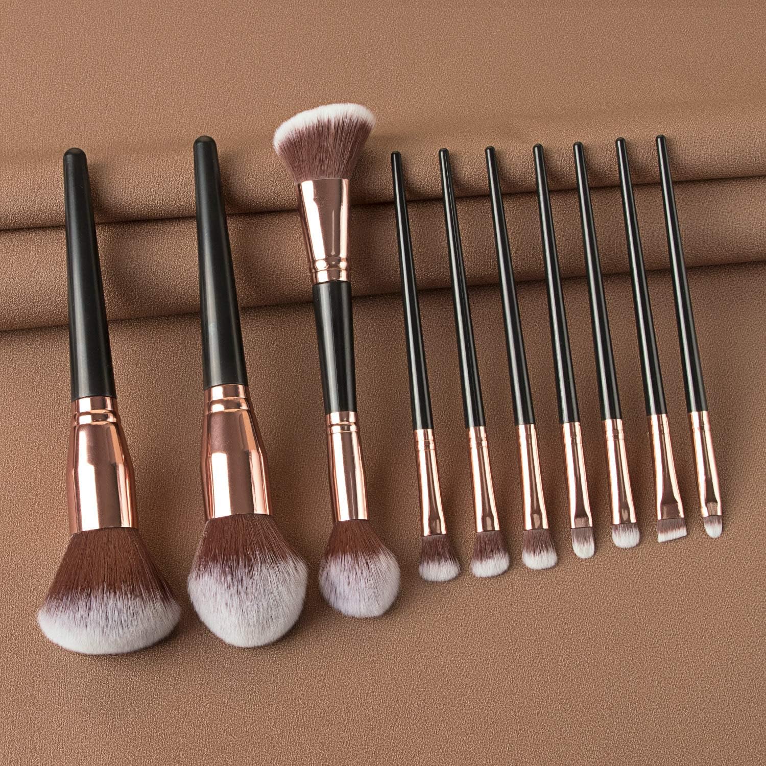 Private Label 10 Pcs Makeup Brush Set with Black Handle Custom Logo Foundation Contour Eye Powder Make up Tools Set